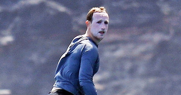Click image for larger version

Name:	Mark-Zuckerberg-Spooks-the-Internet-With-Too-Much-Sunscreen-on-His-Face-in-Hawaii-01 (1).jpg
Views:	107
Size:	109.6 KB
ID:	43980
