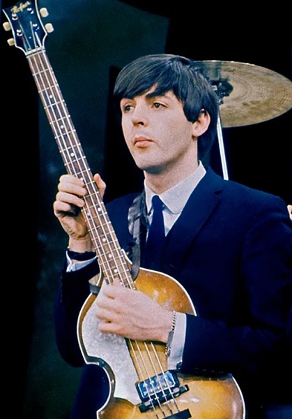 Click image for larger version

Name:	Paul McCartney-rehearsal,ed-sullivan-feb8-1964.jpg
Views:	6
Size:	101.1 KB
ID:	56015